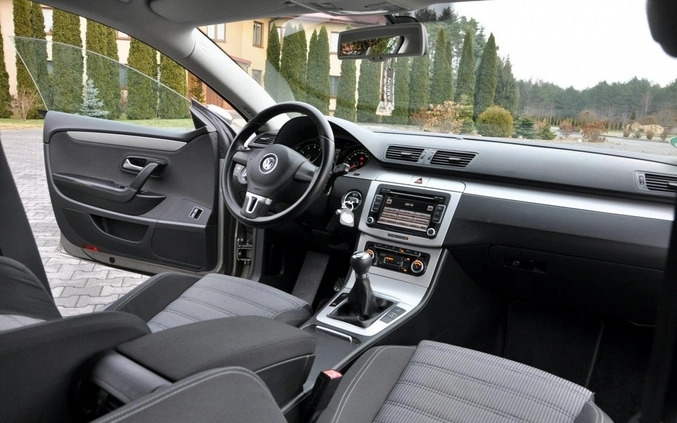 Volkswagen Passat CC cena 31900 przebieg: 247214, rok produkcji 2010 z Gołańcz małe 781